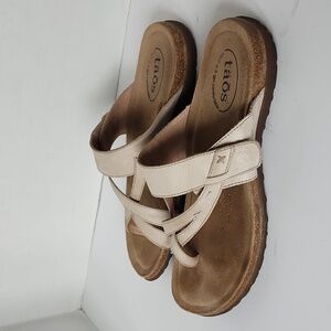 Taos Perfect Bone Leather Comfort  Sandals Size 10